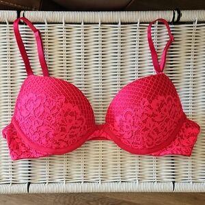 Victoria's Secret Red Scandalous Very Sexy Lace Push-Up Bra - 34B